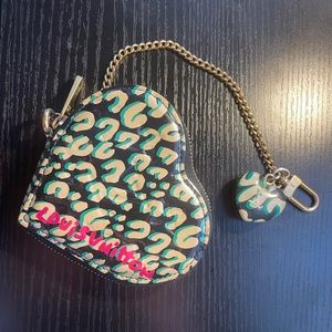 Vernis Leopard Coeur Coin Purse Wallet